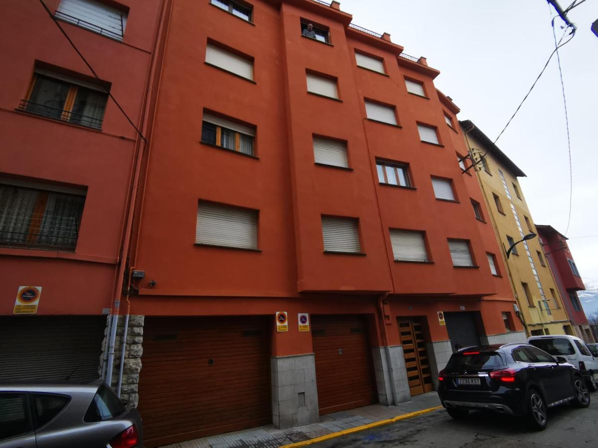 Apartamento Mirador Del Cadi Apartment Puigcerdà Exterior photo